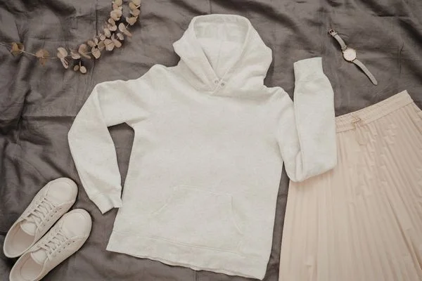 7 Stylish Sneaker Outfit Ideas to Elevate Every Look